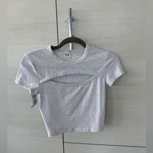 Aritzia TNA chill costa tee